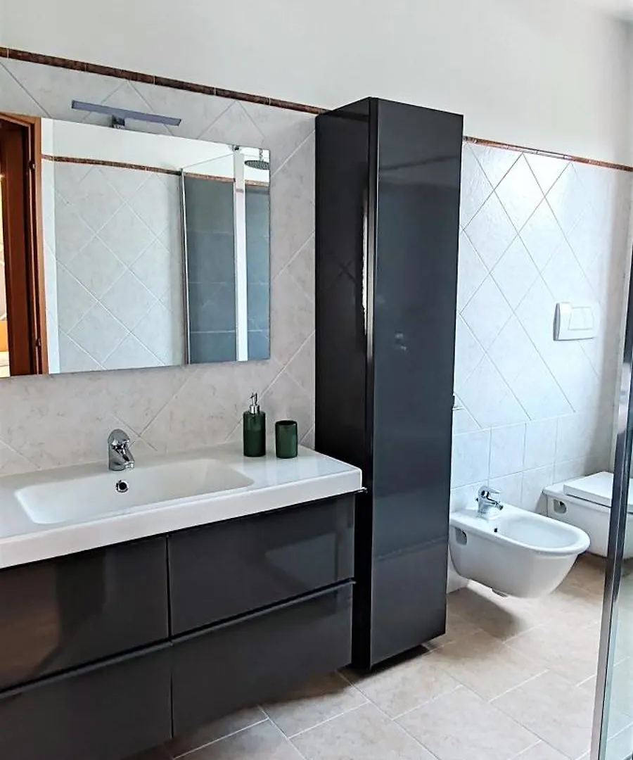 Apartamento La Casa Di Edo Verona 0*,  Italia